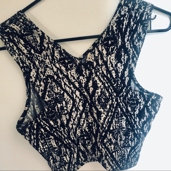 Art Deco navy blue crop top (super soft) - Picture 1 of 4